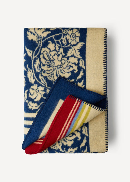 Oleana - Ornament Blanket - 203
