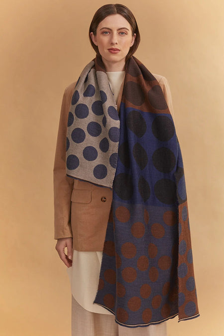 Traits - Lucy Scarf
